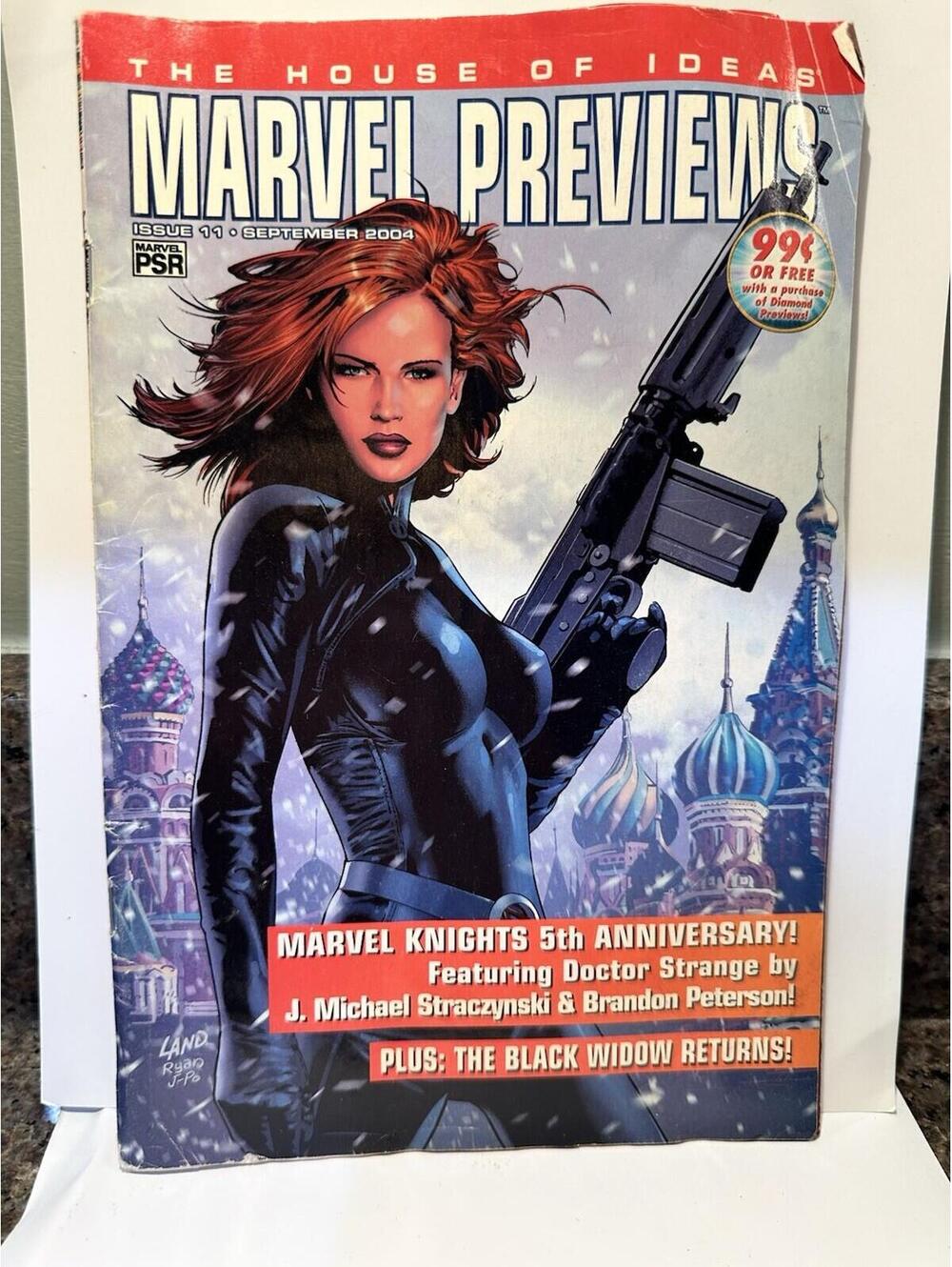 MARVEL PREVIEWS #11, NM, 2004, Black Widow Hulk Doctor Strange Greg Land Cover